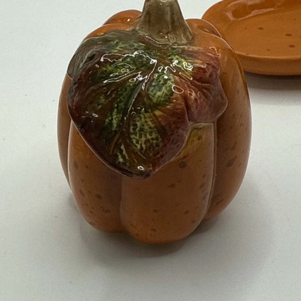 Pumpkin Salt and Pepper Set on Tray Caddy‎ Fall, Gourd, Autum